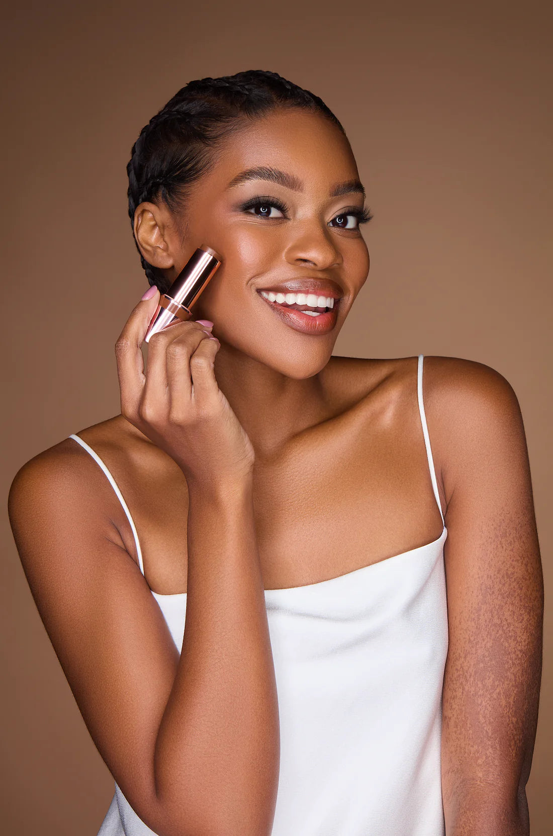 Flawless Stay Contour Stick | Contorno en Barra | Beauty Creations